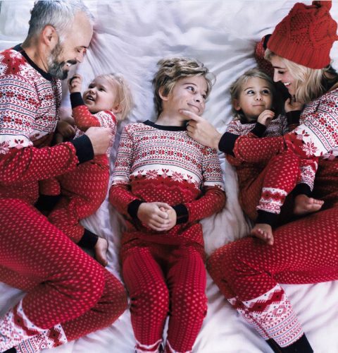 Snowflake Printed Color Block Family Christmas Pajamas